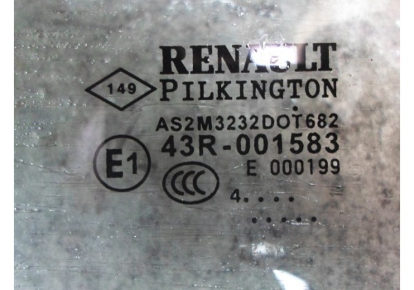 скло бокове праве задне Renault Scenic II,1.5dci,8200120610